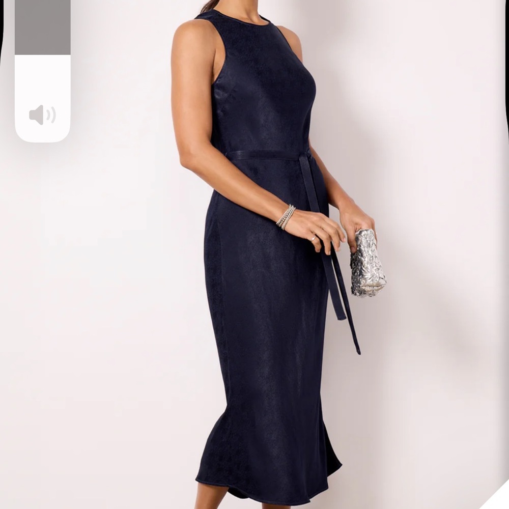 Cloth and Stone Elegant Navy Sleeveless Dress